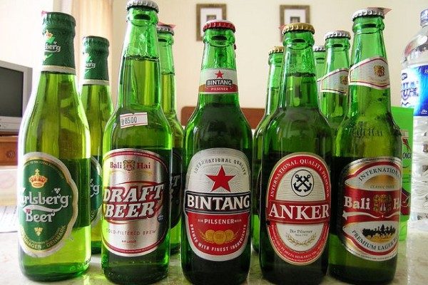 Indonesia to ban alcohol. Cui bono?